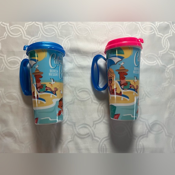 ✔️Universal Studios Cabana Bay Blue and Pink Set   Of 2 Souvenir Cup… - Picture 1 of 8